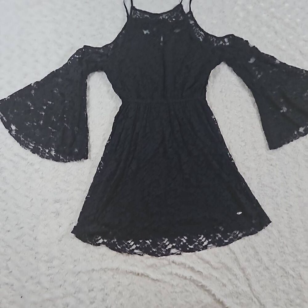 Abercrombie and Fitch Womens Medium Bell Sleeve Lace Blue Cold Shoulder Dress